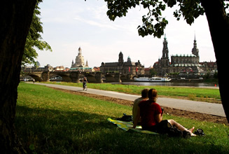 Foto: Altstadt - Dresden Stadtsilhouette mit Frauenkirche